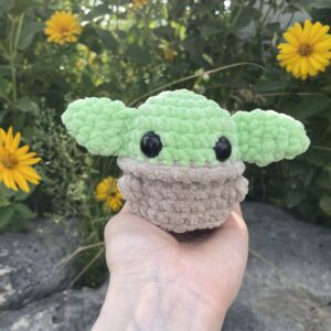 Mini Baby Yoda